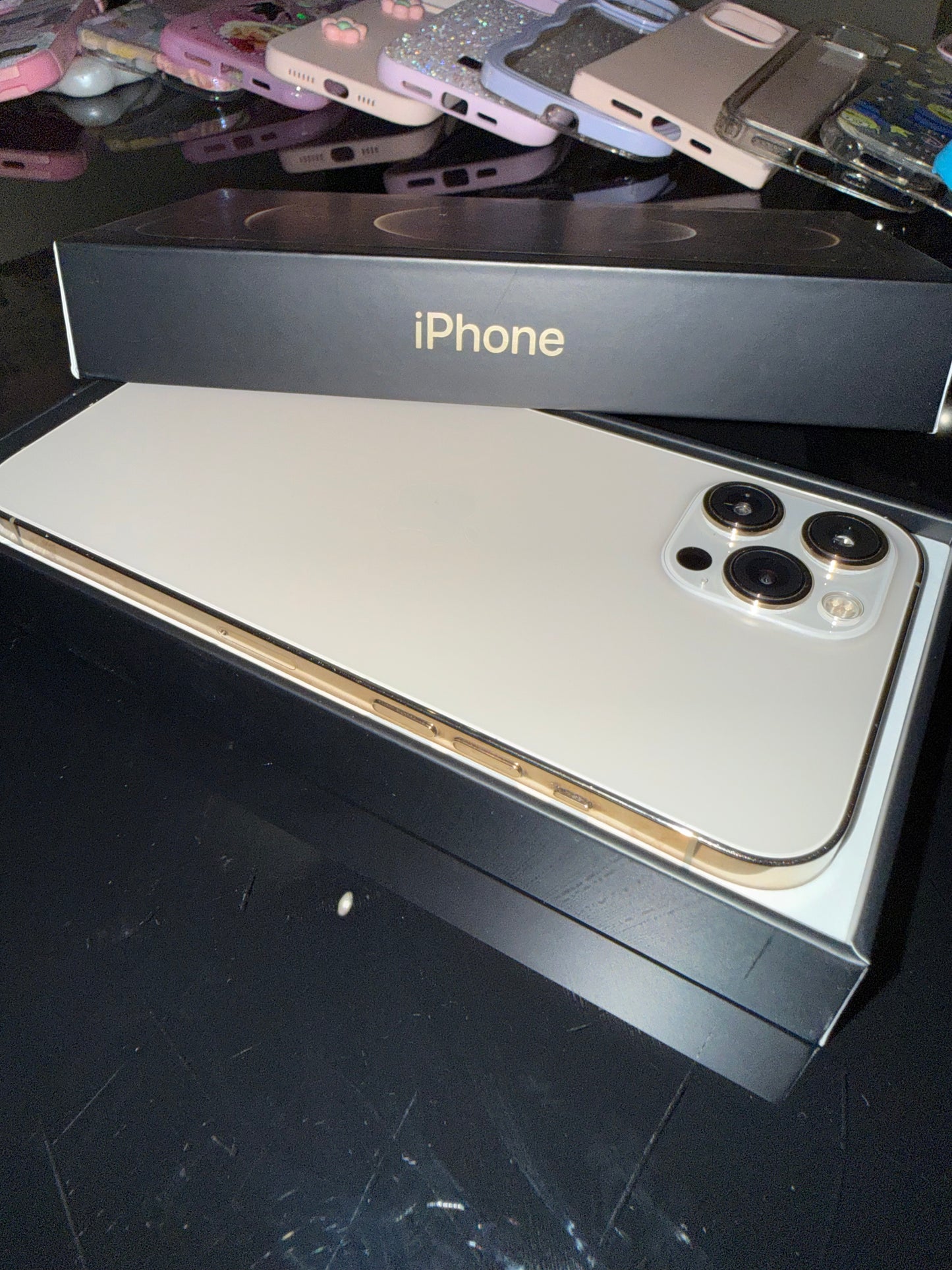 Iphone 12 pro Max 256gb (GOLD) giveaway